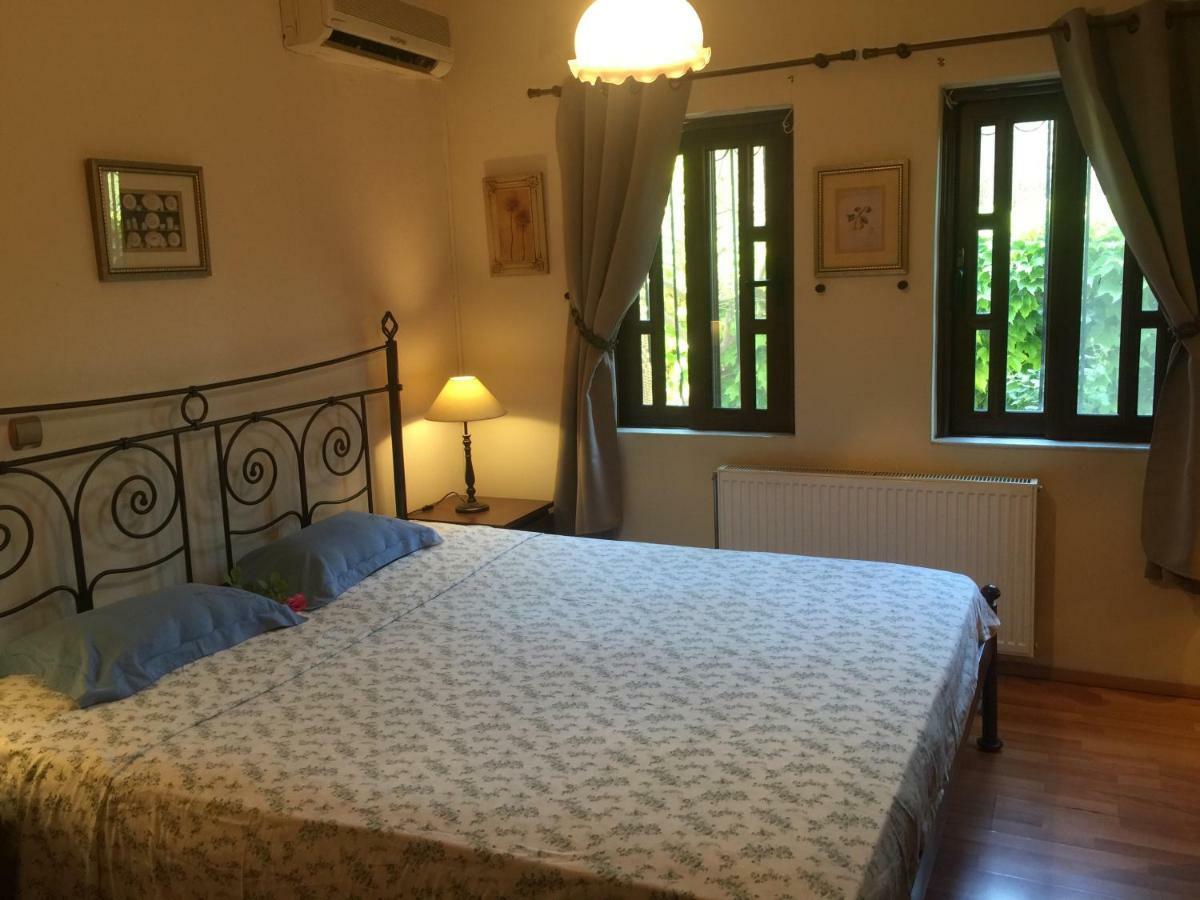 Rafina Great Feeling Villa Екстер'єр фото