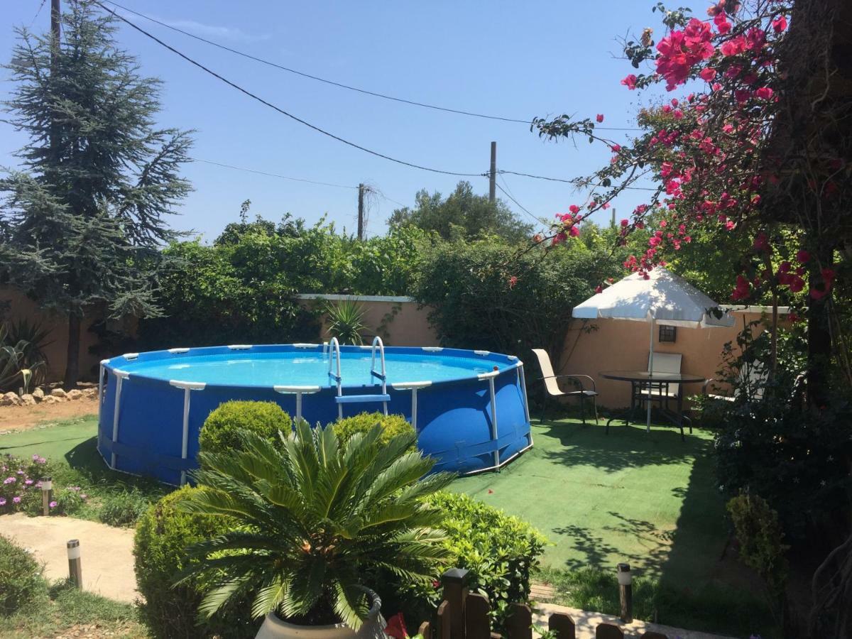 Rafina Great Feeling Villa Екстер'єр фото
