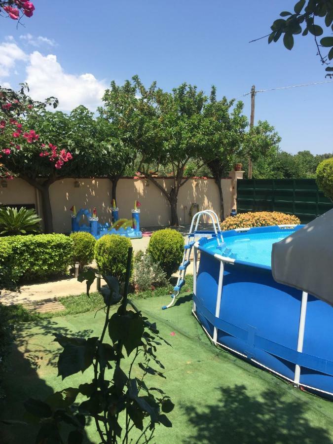 Rafina Great Feeling Villa Екстер'єр фото